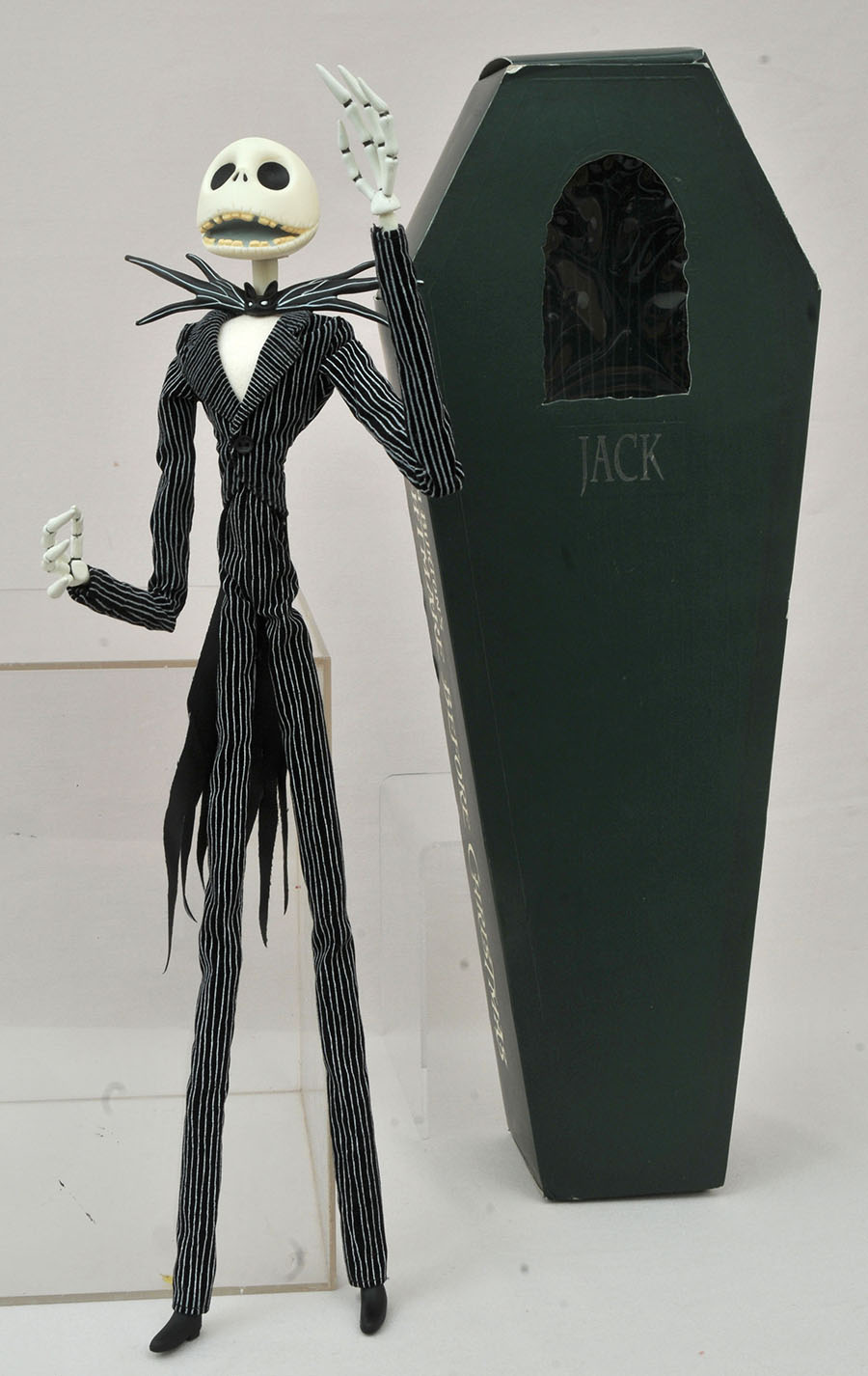 jack and sally coffin dolls