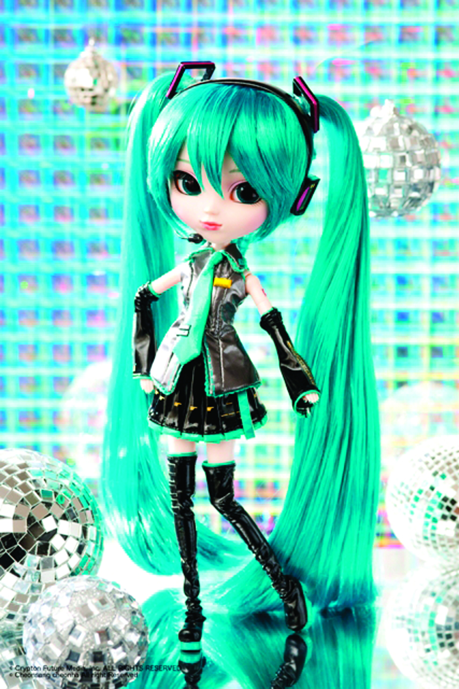 DEC111809 - PULLIP VOCALOID HATSUNE MIKU DOLL - Previews World