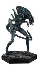 ALIEN PREDATOR FIG COLL #7 XENOMORPH WARRIOR FROM ALIENS
