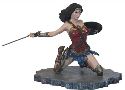 JLA MOVIE GALLERY WONDER WOMAN PVC FIGURE