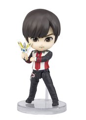 ULTRAMAN TRIGGER KENGO MANAKA BANDAI SPIRITS FIGUARTS MINI (