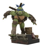 TMNT GALLERY DLX LEONARDO PVC STATUE