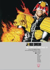 JUDGE DREDD COMP CASE FILES TP VOL 19 (S&S ED)