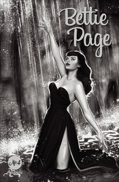 SEP200805 - BETTIE PAGE #5 BLACK BAG PHOTO CVR (MR) - Previews World