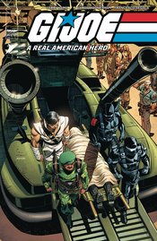 JUN160031 - PREDATOR VS JUDGE DREDD VS ALIENS #2 - Previews World