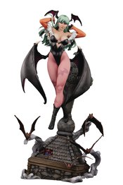 DARKSTALKERS MORRIGAN 1/3 SCALE DELUXE EDITION FIG