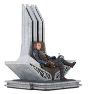 SW PREMIER COLL MANDALORIAN BO-KATAN ON THRONE STATUE