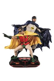 DC HEROES BATMAN & ROBIN 1/8 SCALE PVC DIORAMA