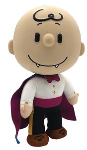 PEANUTS CHARLIE BROWN VAMPIRE 8IN FIGUREKEY PLUSH