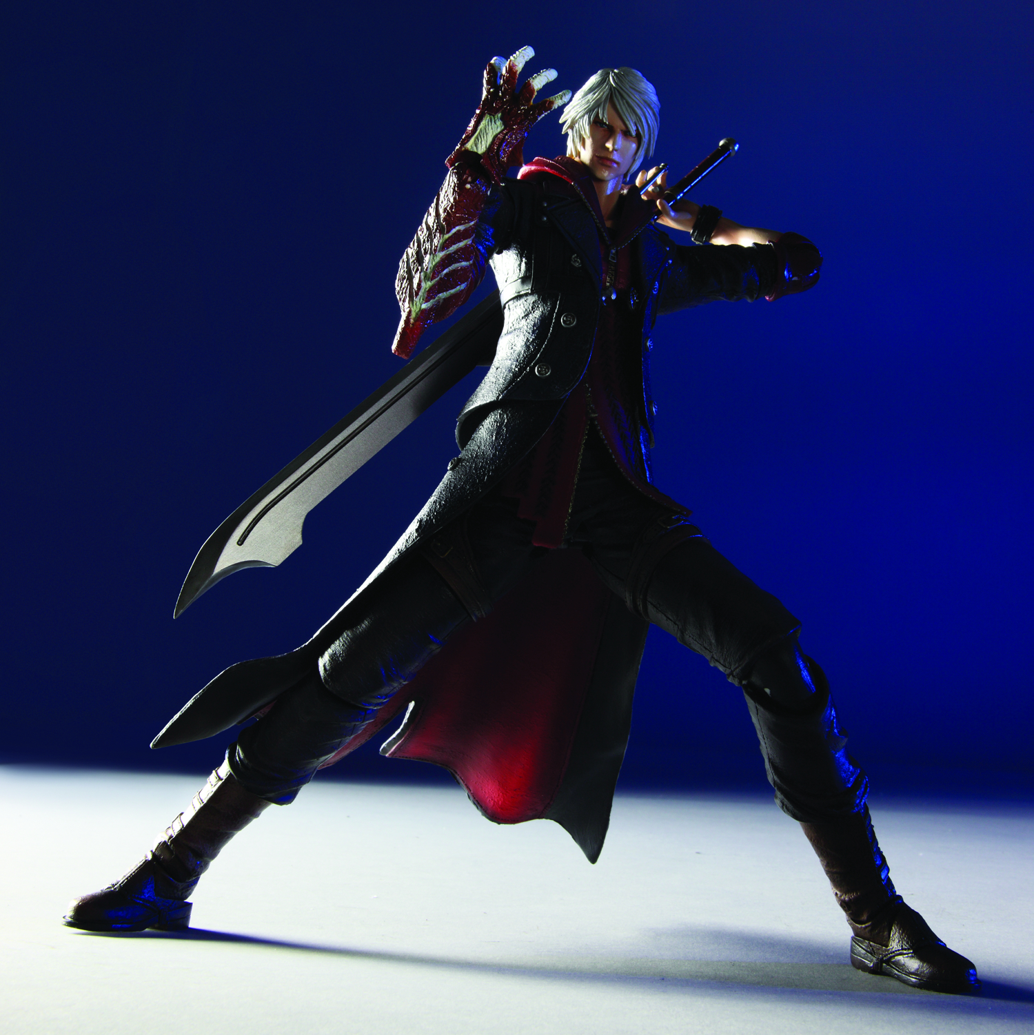 Devil May Cry 4 Nero Play Arts Kai Action Figure