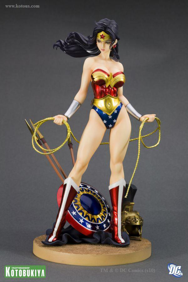 NOV101562 - DC WONDER WOMAN BISHOUJO STATUE - Previews World