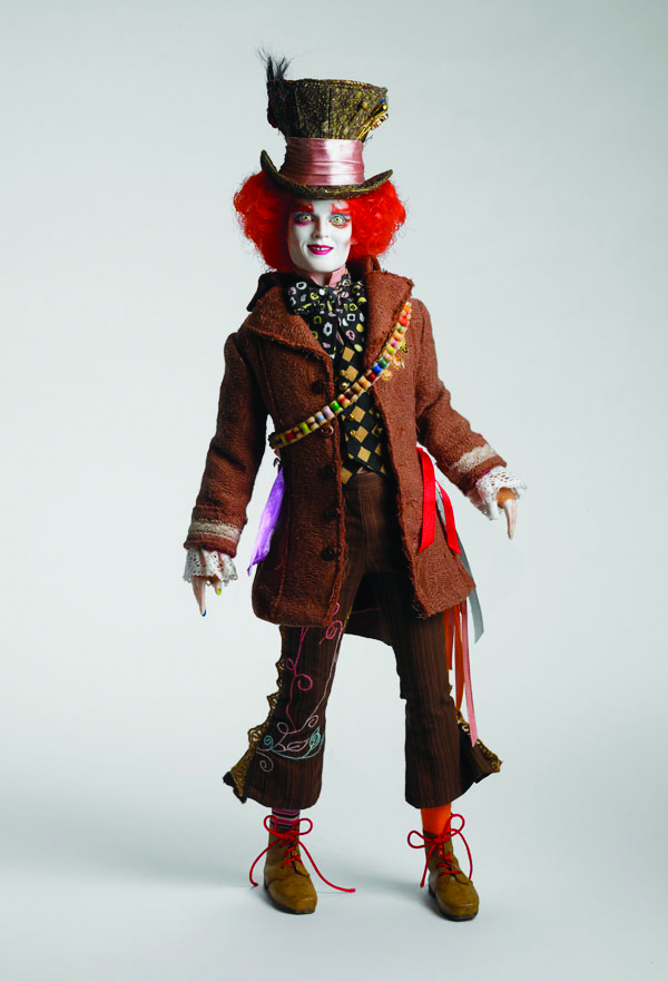 DEC101476 TONNER ALICE IN WONDERLAND MAD HATTER DOLL Previews