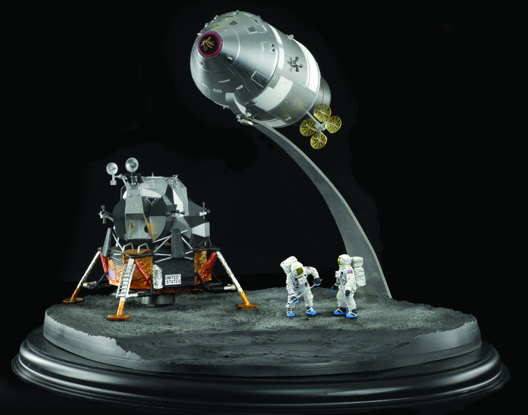 apollo 11 spacecraft model