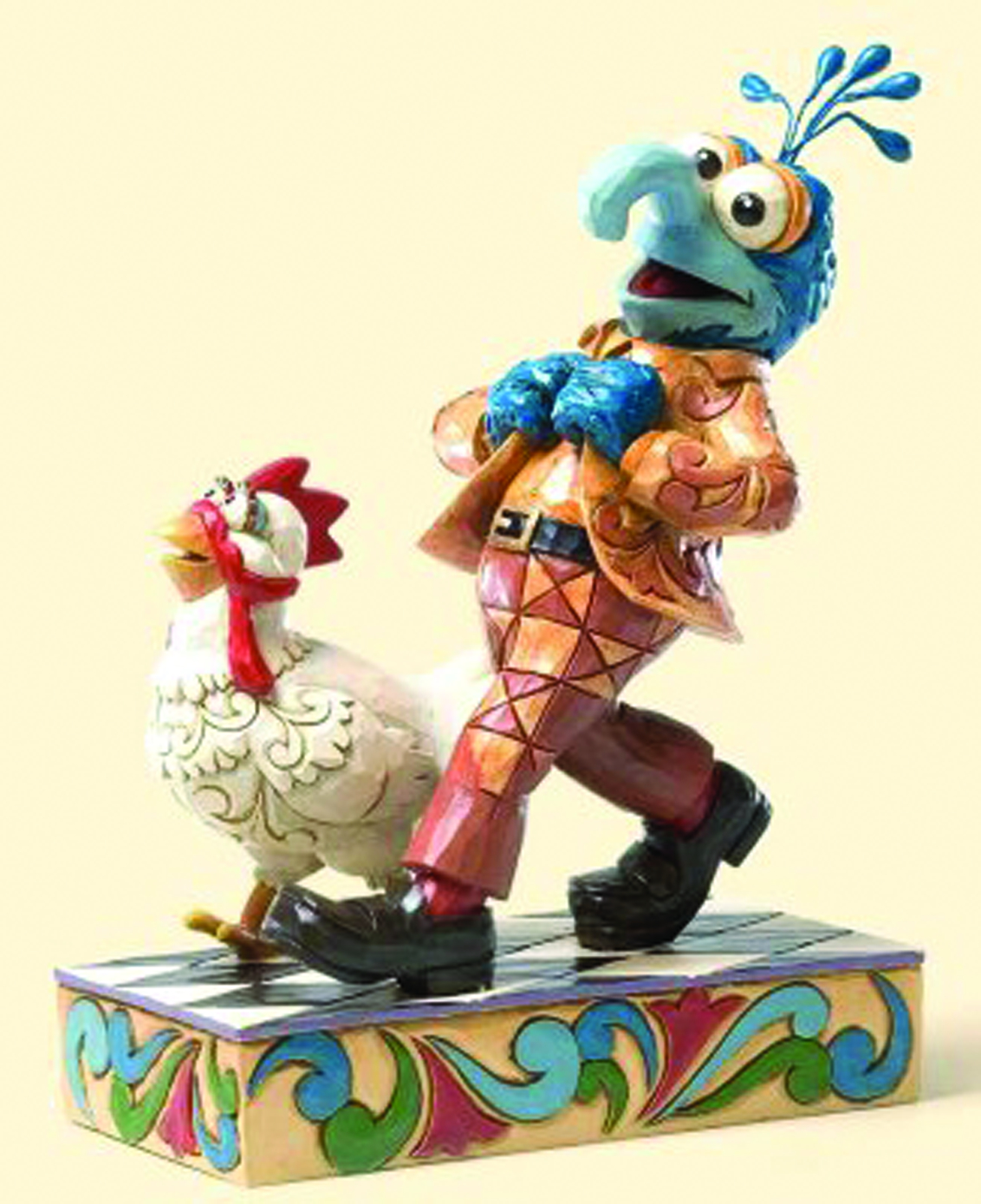 DEC112035 - DISNEY TRADITIONS GONZO W/CAMILLA THE CHICKEN - Previews World