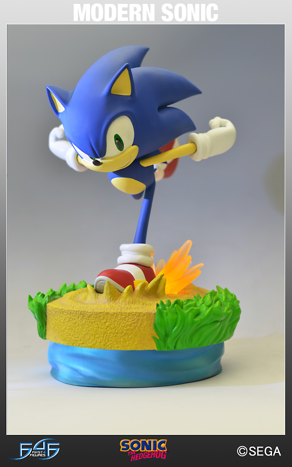 Sonic the hedgehog sales statue