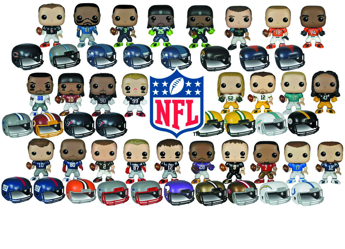 OCT142691 - POP NFL TOM BRADY VINYL FIG - Previews World