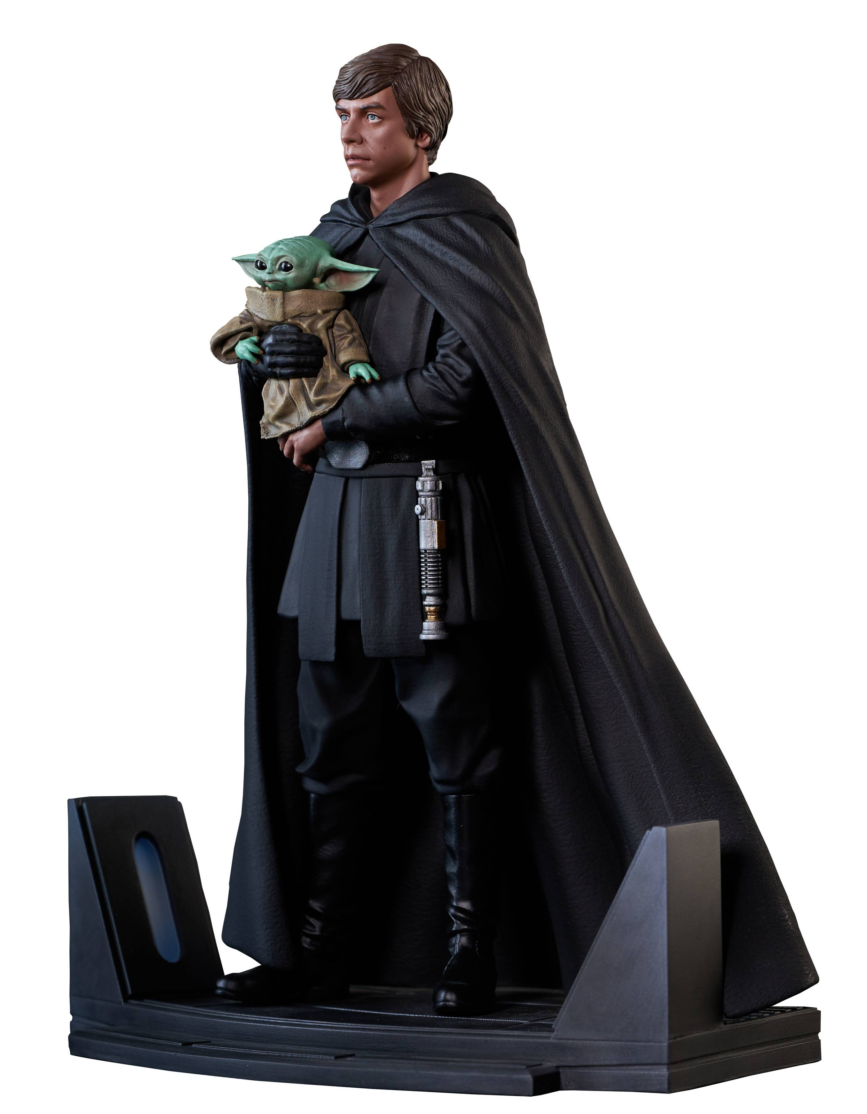 SW PREMIER COLLECTION MANDALORIAN LUKE & GROGU STATUE
