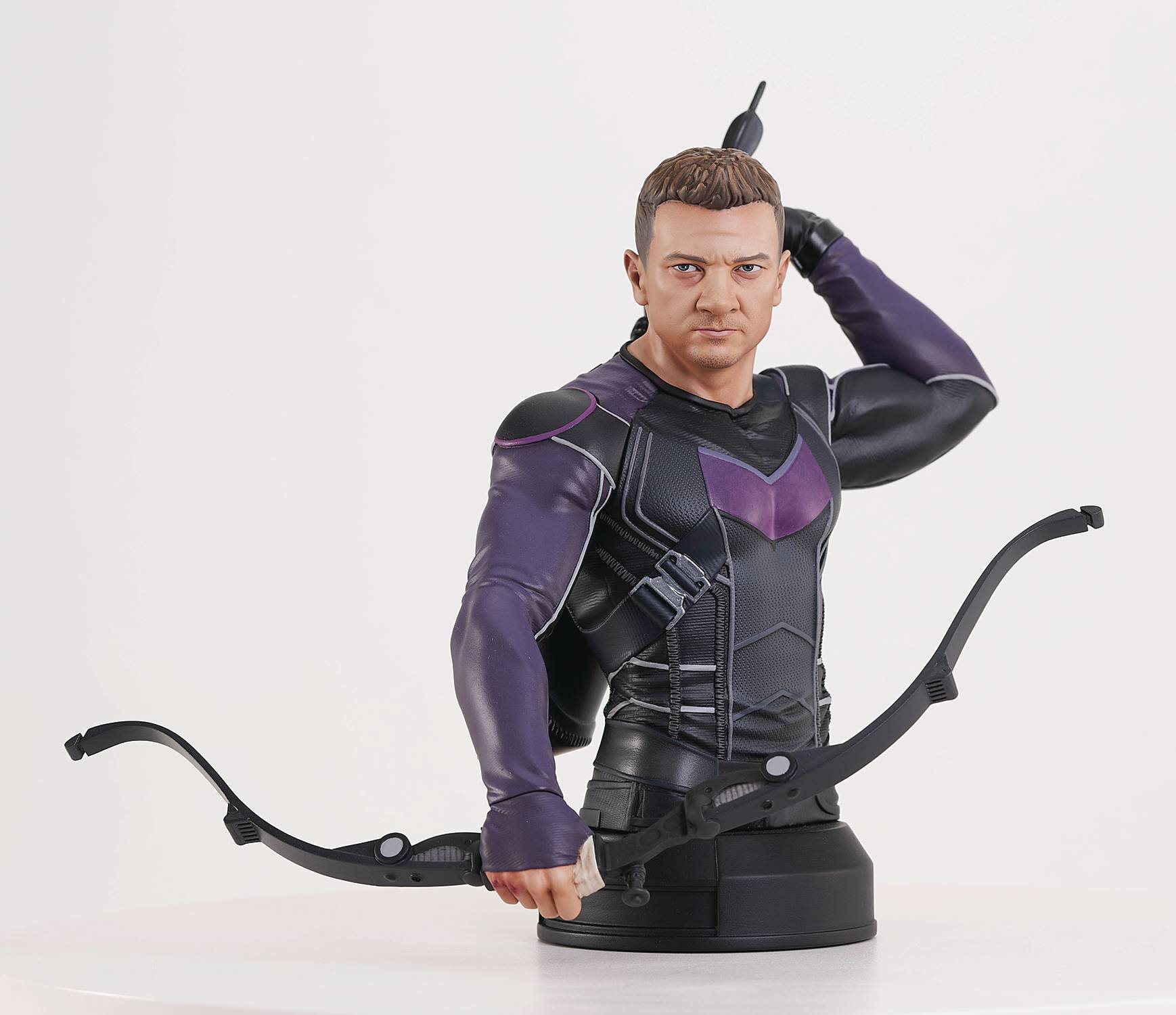 MARVEL DISNEY PLUS HAWKEYE 1/6 SCALE BUST