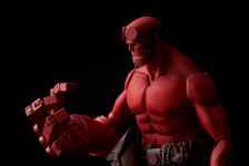 Page 3 for HELLBOY BPRD SHIRT VERSION PX 1/12 SCALE AF