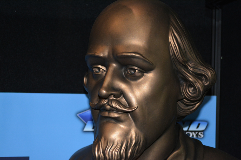 shakespeare bust coin bank