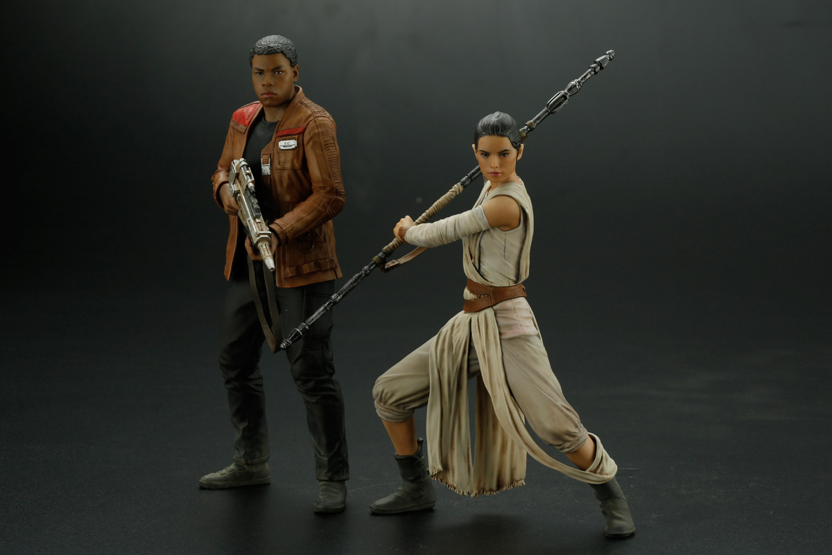 Rey and Finn Ready To Fight As New Star Wars ARTFX+ Statues