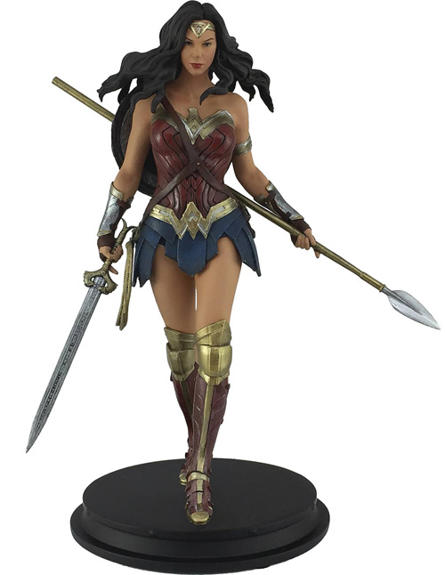 diamond select toys wonder woman