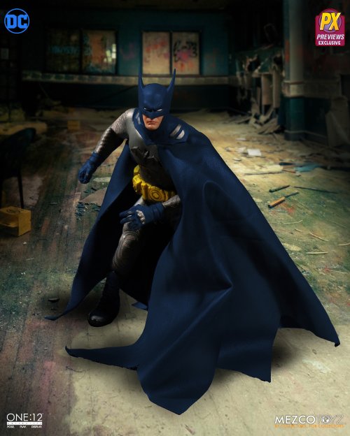 Mezco's One:12 Collective: Ascending Knight Batman PREVIEWS Exclusive Figure